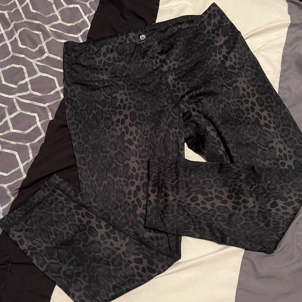 90 degree leggings